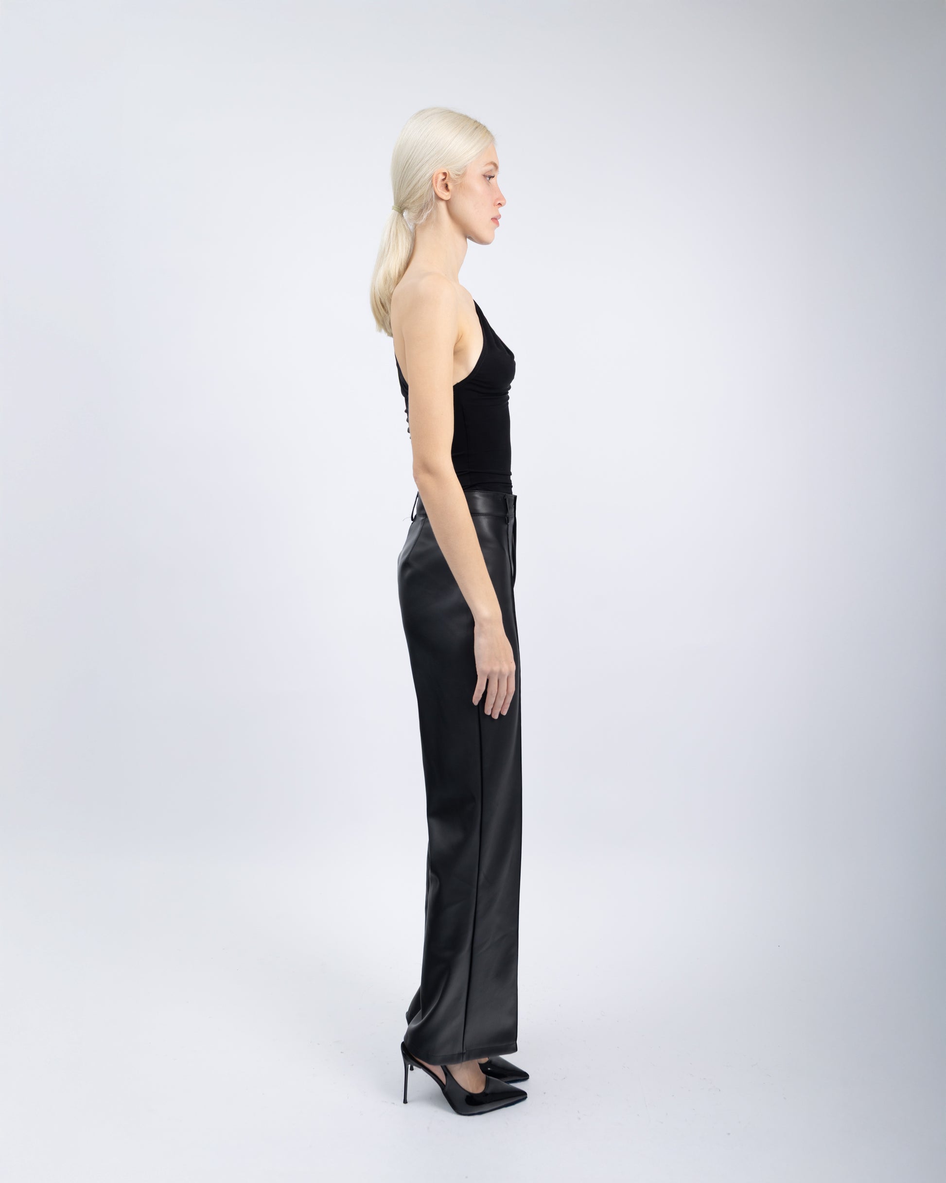 Dawn One-Shoulder Top
